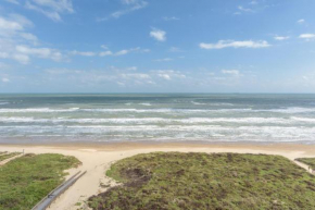 Beachfront condo w panoramic 12th-floor Gulf view!